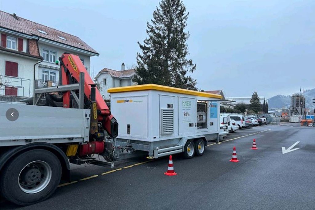 Hybrid emergency power system developed by SUNCAR in use