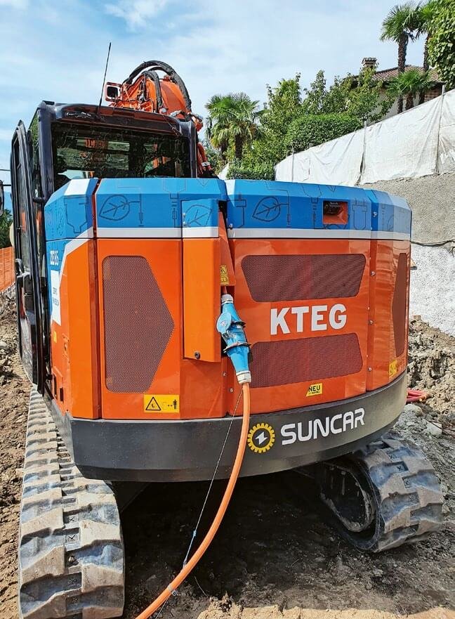 KTEG ZE85 electrified by SUNCAR AG on the SBB construction site