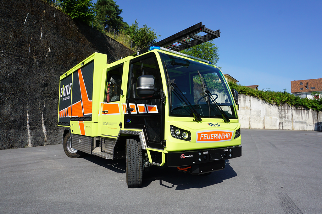 SUNCAR municipal vehicle